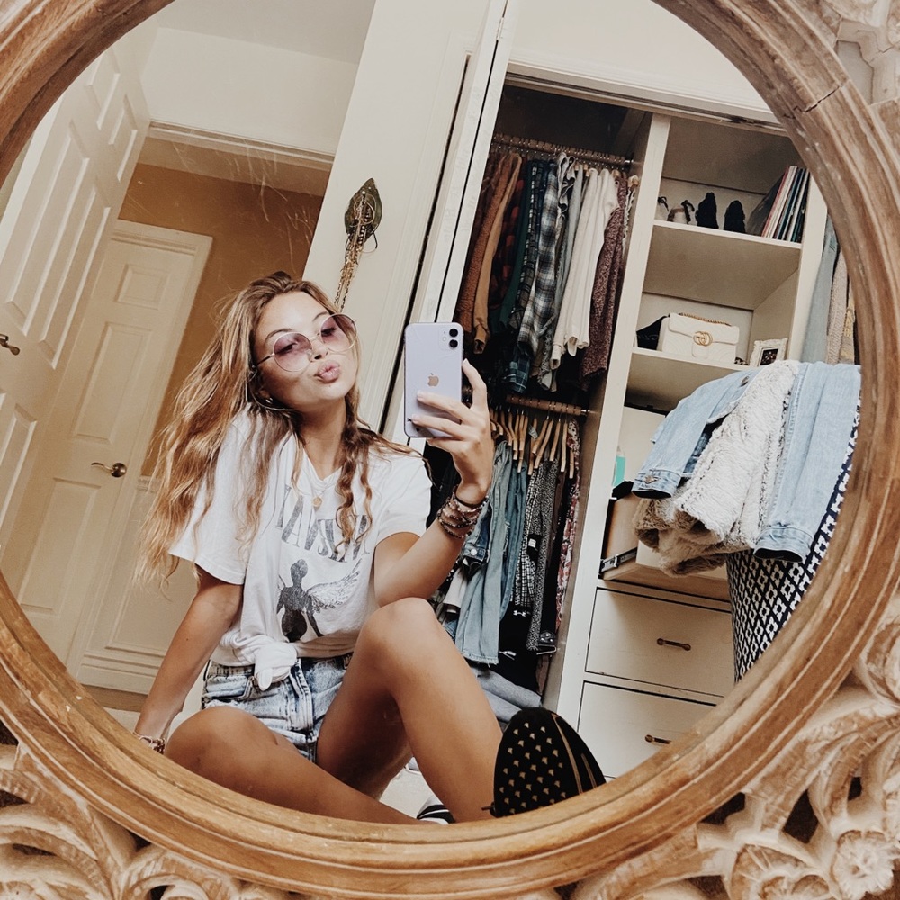 Meet your Posher, Hayley